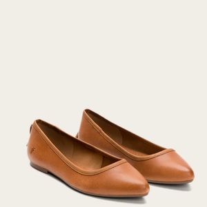 Frye Regina Flats in Cognac size 8